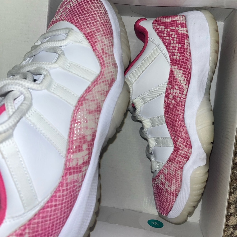 Women size 9 , Jordan Retro 11 Pink Snakeskin